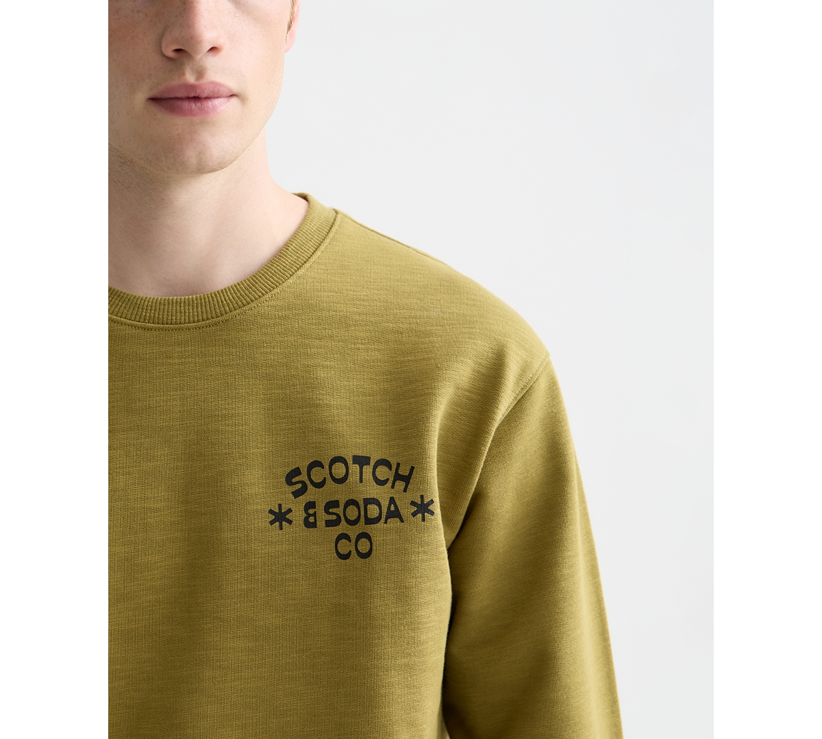 Scotch & Soda Men's Chest Logo Regular Fit Sweatshirt