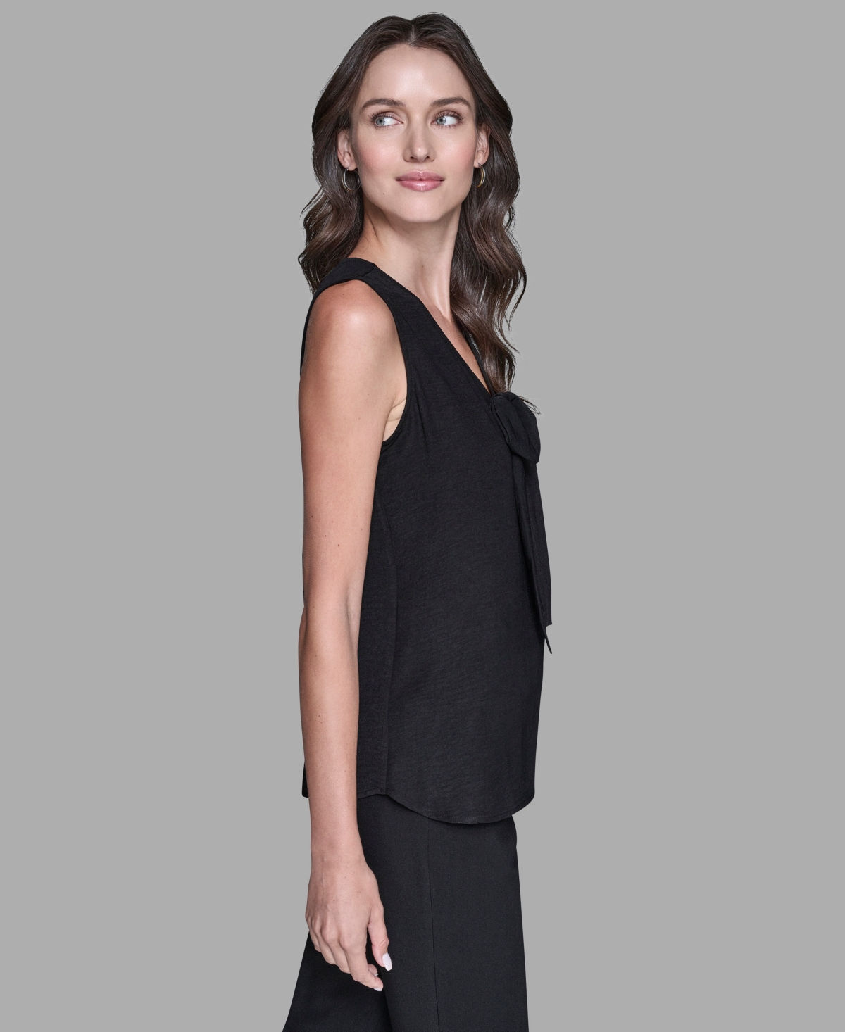 Karl Lagerfeld Women's Sleeveless Bow Detail Top In Black