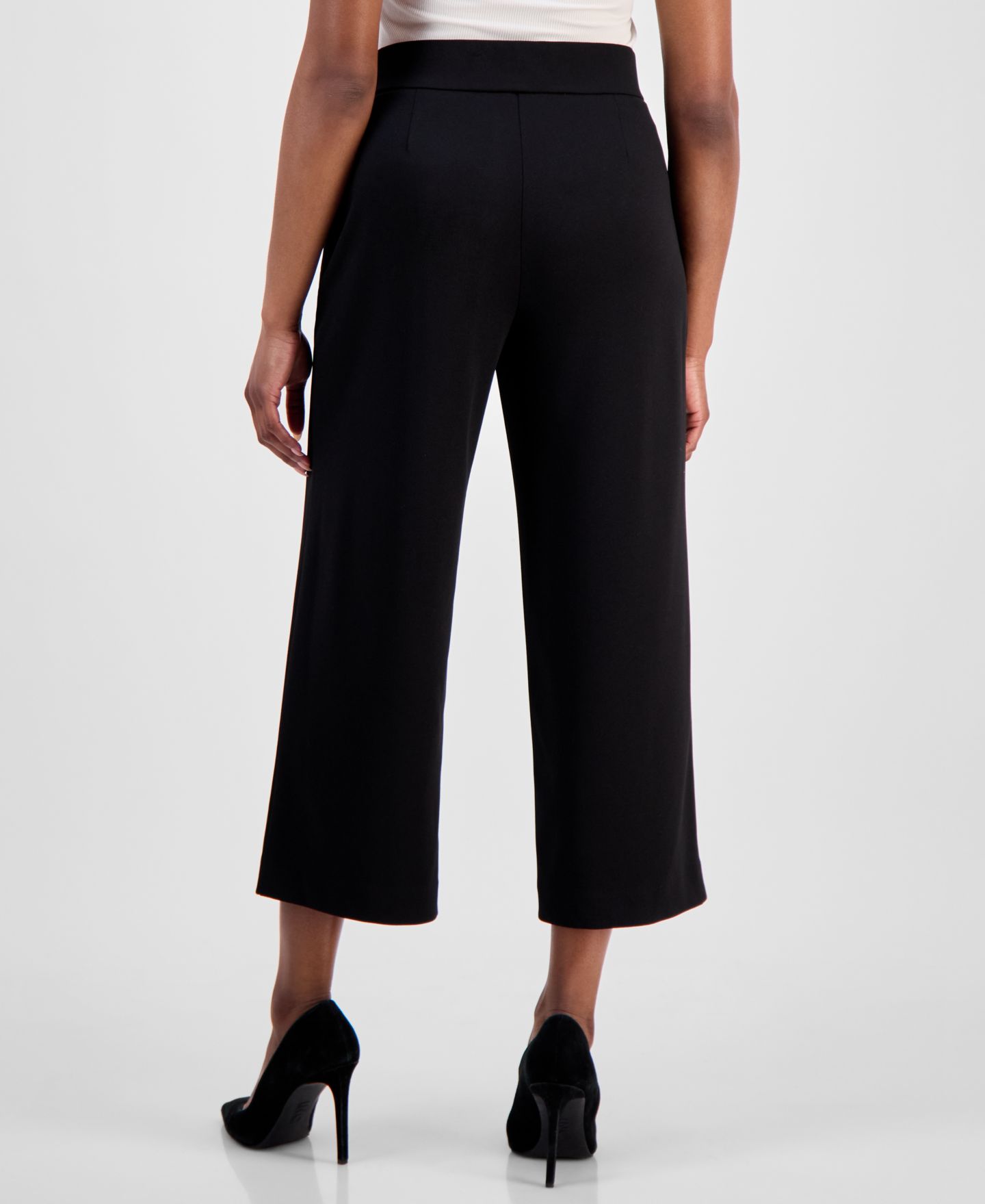 Женские брюки Anne Klein Essentials Petite Cropped Pull-On, цвет: Чёрный — фото 3