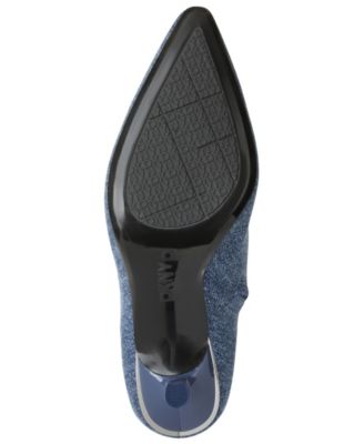 Women's Niomi Pull On Heeled Booties