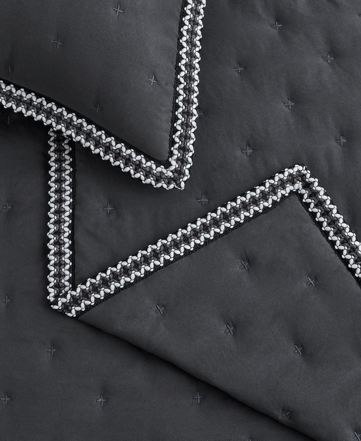 Ugg Devon  Braid Quilt Set, Twin/twin Xl In Black