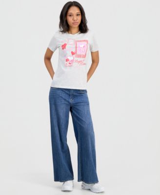 Juniors' Snoopy Valentine's Day T-Shirt