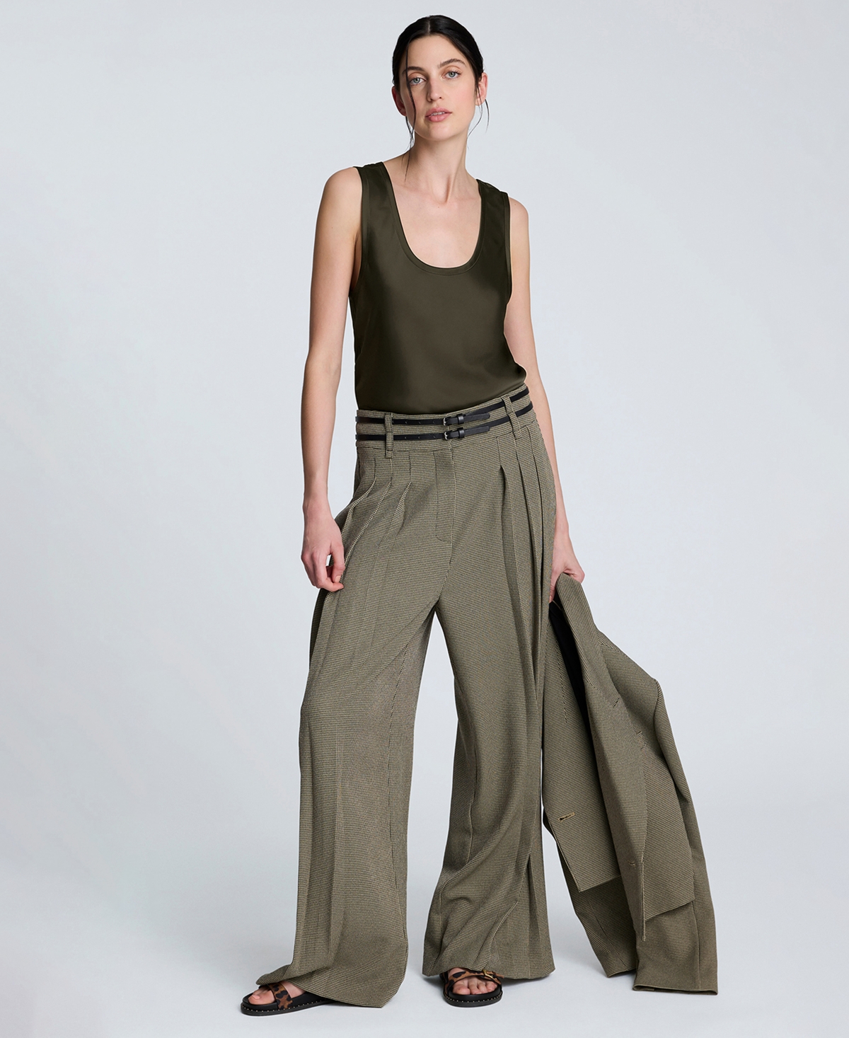 Kenneth Cole Women's Scoop Neck Sleeveless Tank Top