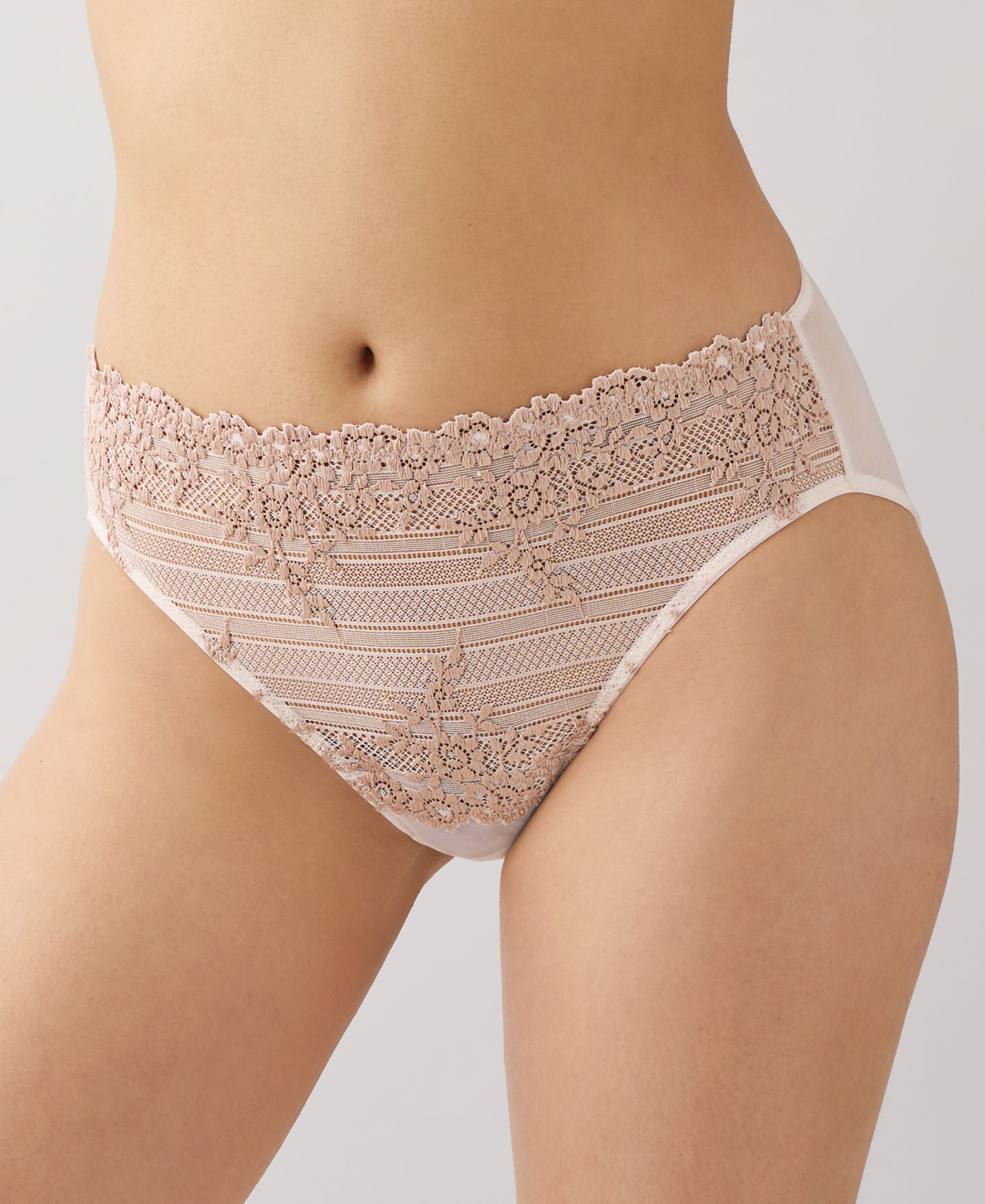 Трусы Embrace Lace® Hi-Cut — Wacoal, цвет: Розовый пыльный — фото 1