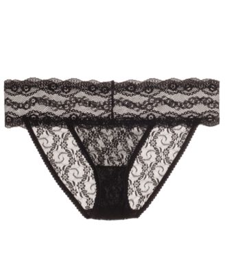 b.tempt'd Women's by Wacoal Lace Kiss Bikini Underwear 978182