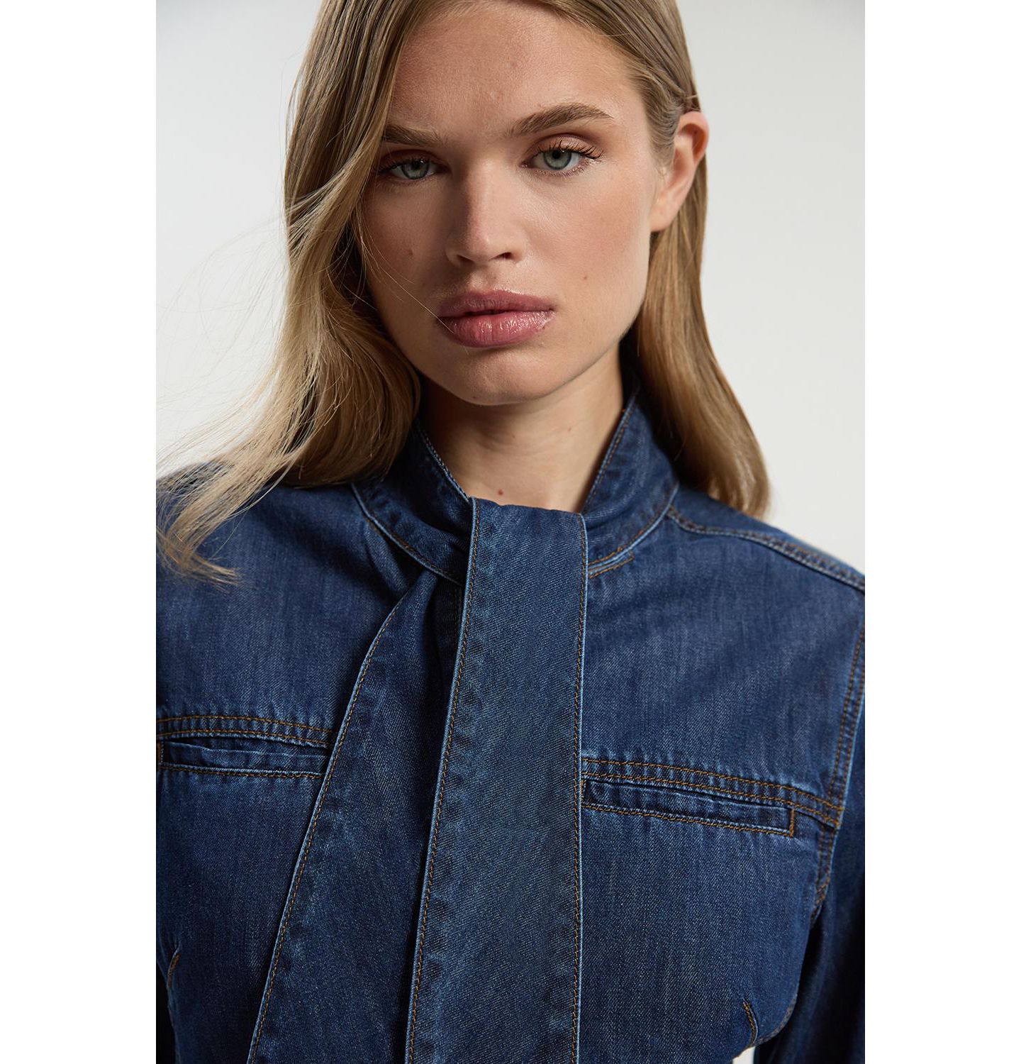 Женская блузка Karen Millen Denim Pussybow, цвет: Синий — фото 8