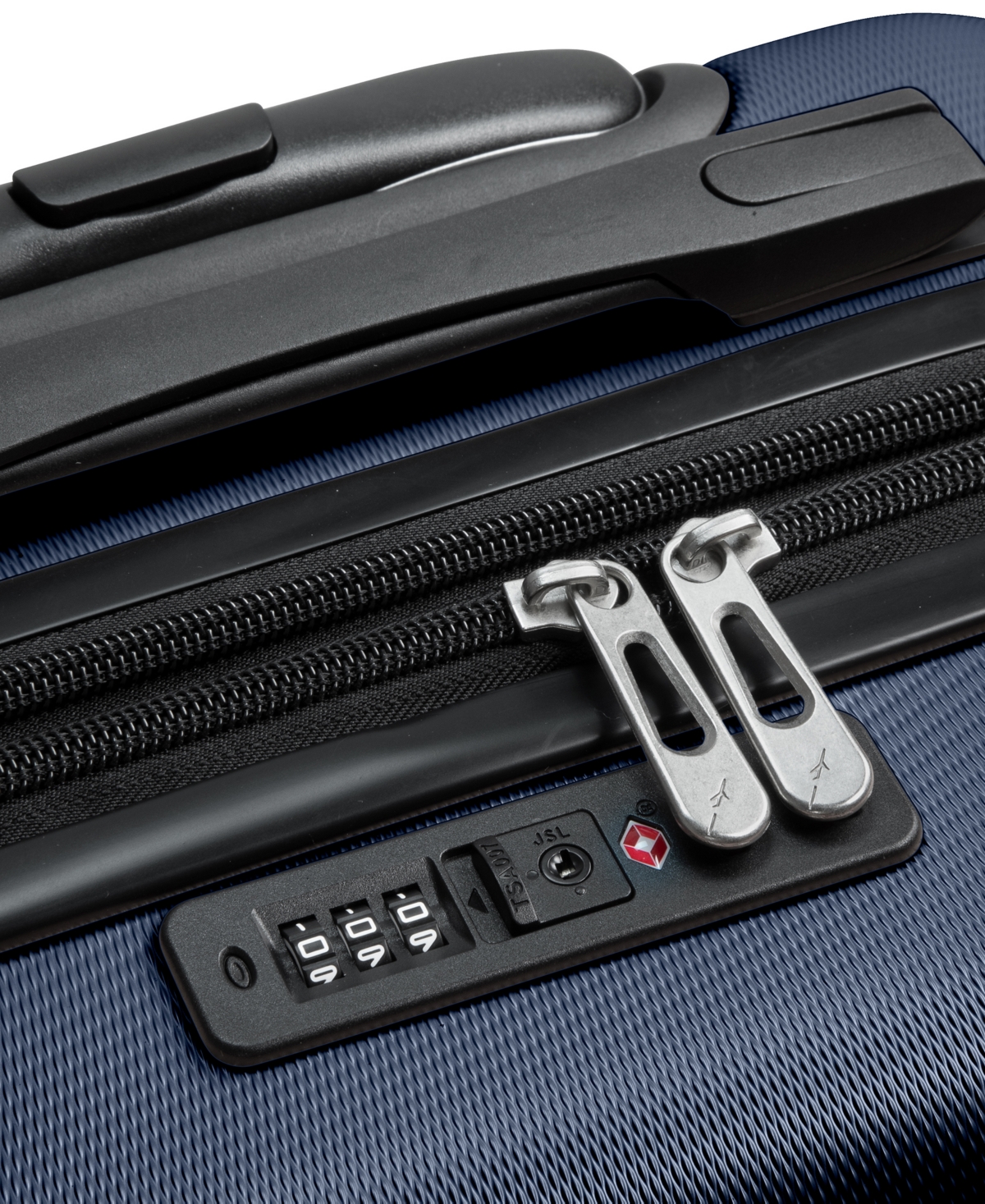 Skyway Silverton 26" Medium Check-in Spinner Suitcase