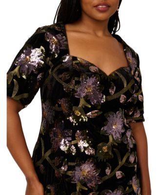 Plus Size Sweetheart Neck Sheath Dress