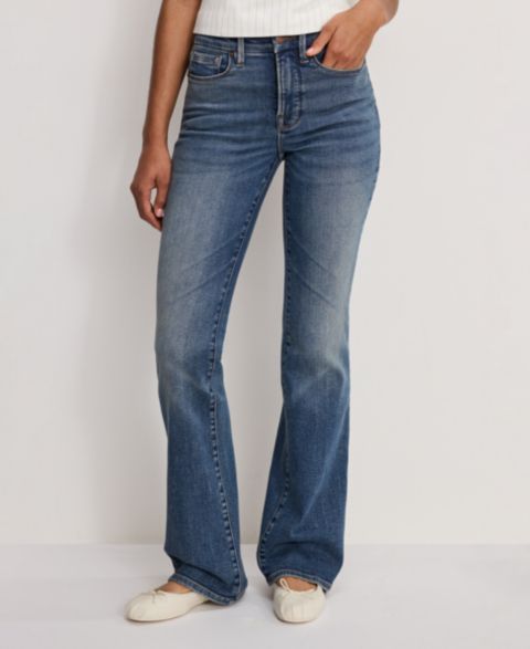 Женские джинсы Good American Classic Slim Fit Bootcut, цвет: Индиго