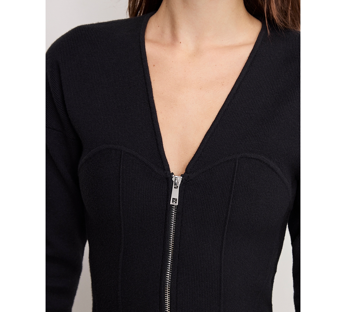 Good American Women's V-Neck Front Zipper Sweater