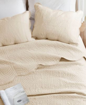 Tuscany Reversible Scalloped Edge 3-Pc. Quilt Set, Full/Queen