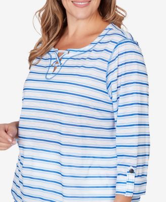 Plus Size Printed 3/4 Sleeve Roll Tab Top