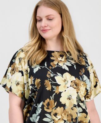 Plus Size Boat-Neck Short-Sleeve Top