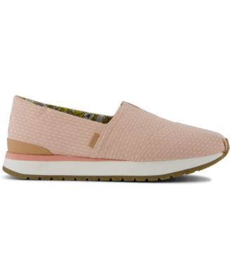 Women's Resident Plus Almond Toe Sneakers