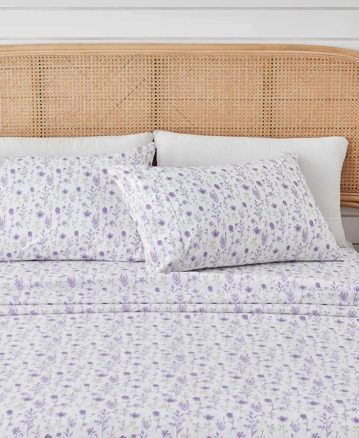 Linery & Co. Ultra-Soft Brushed Winter-Themed Microfiber Sheet Set