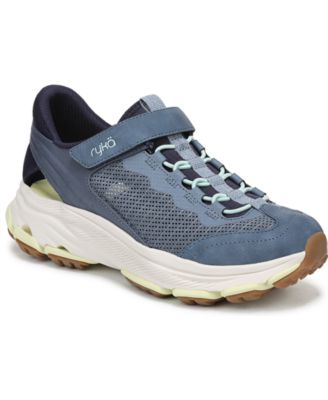 Women's Devotion Max Fisherman Slip-On Sneakers