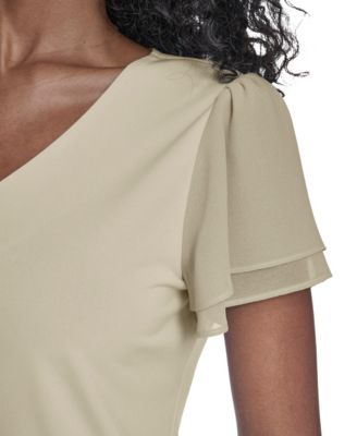 Women's Solid V-Neck Blouse