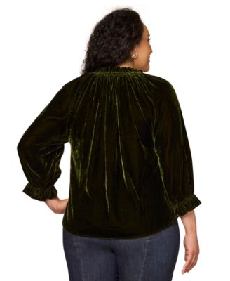 Plus Size Embroidery Detail 3/4-Sleeve Top
