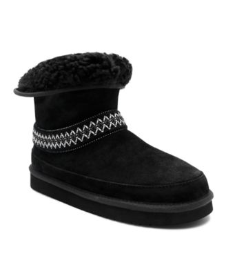 Women's Wynni Round Toe Casual Cozy Booties