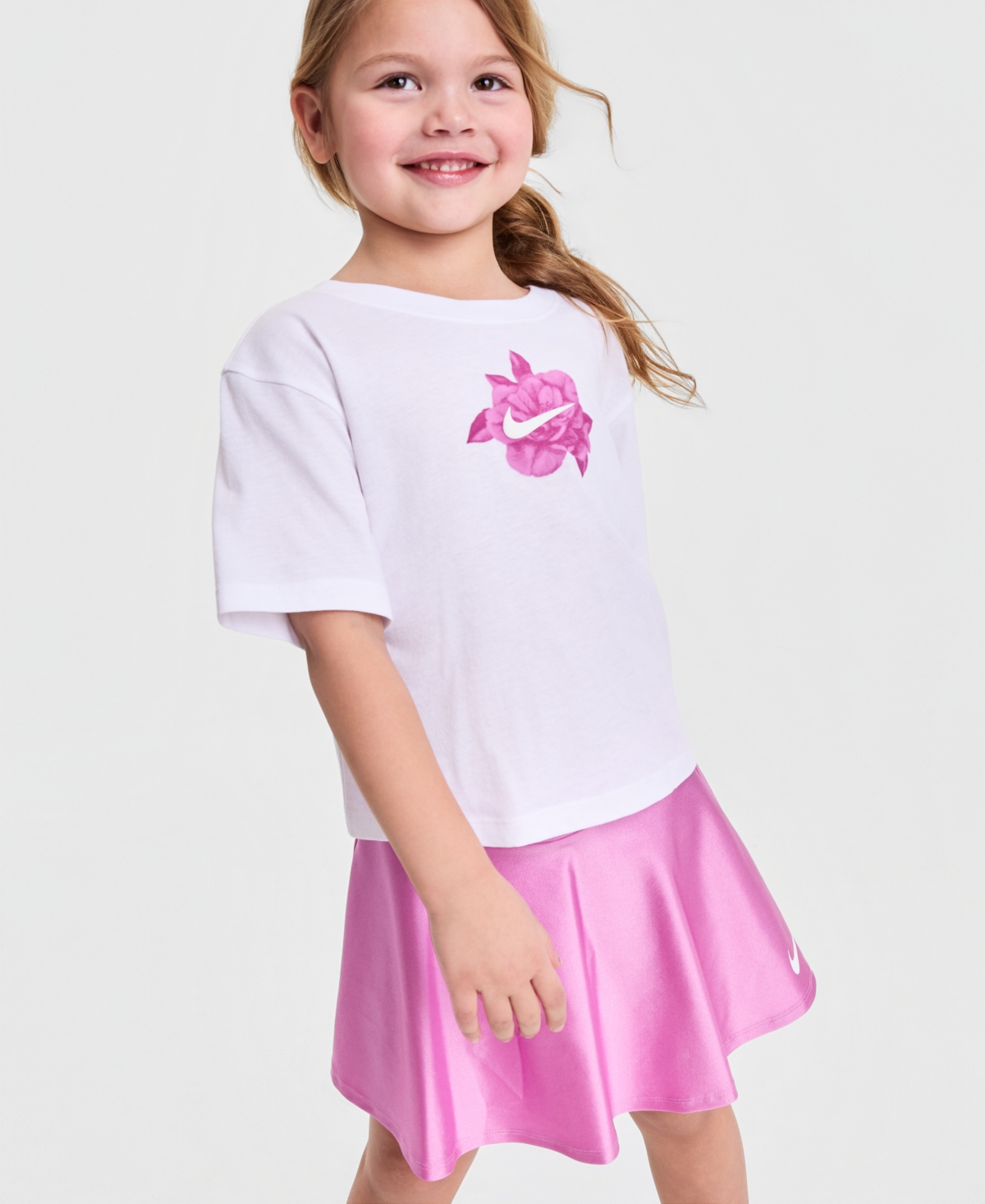 Nike Girls' 4-6X Boxy Crewneck T-Shirt and Scooter Shorts, 2-Piece Set