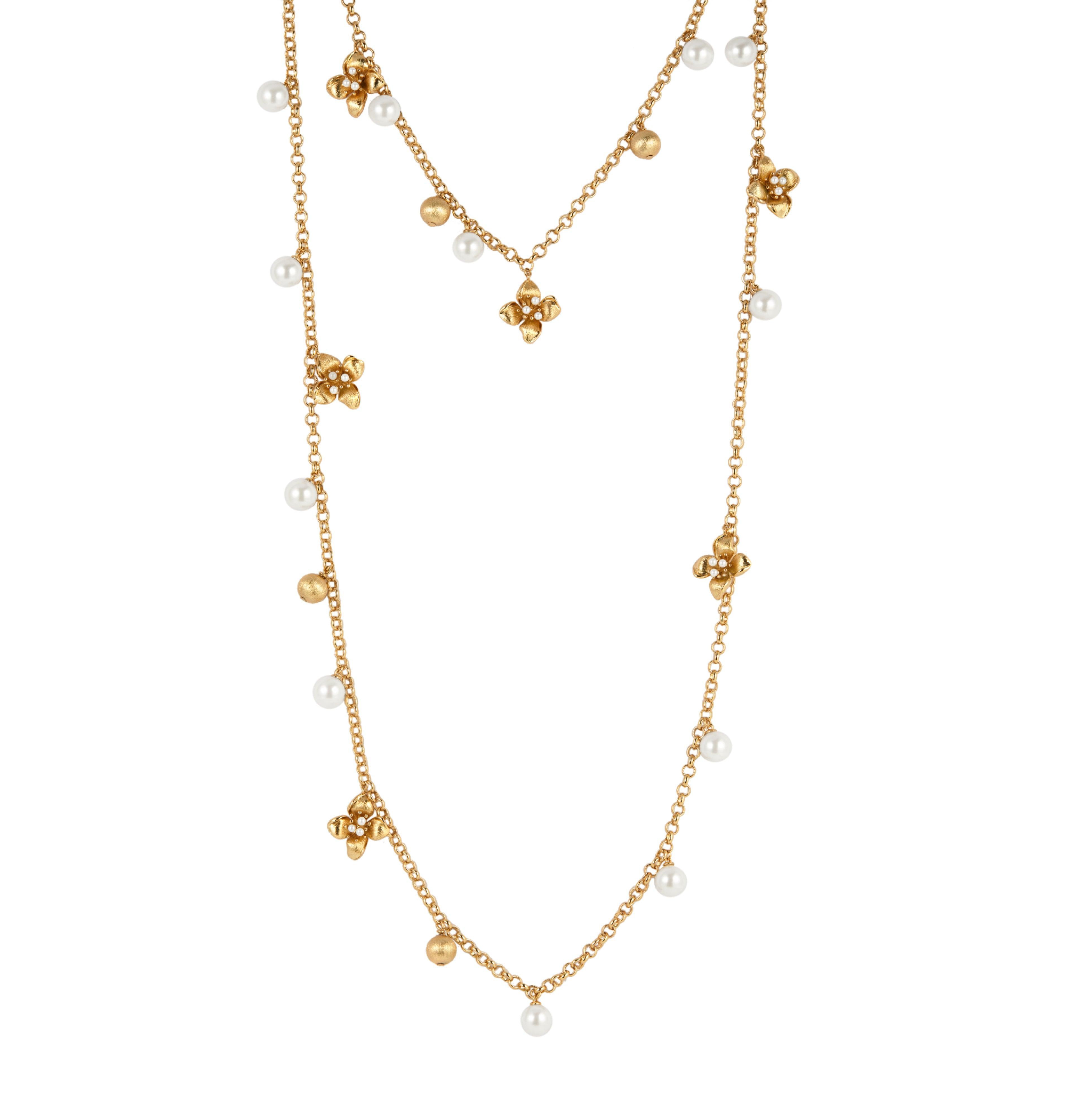 Retro Chic Iris Blossom Necklace