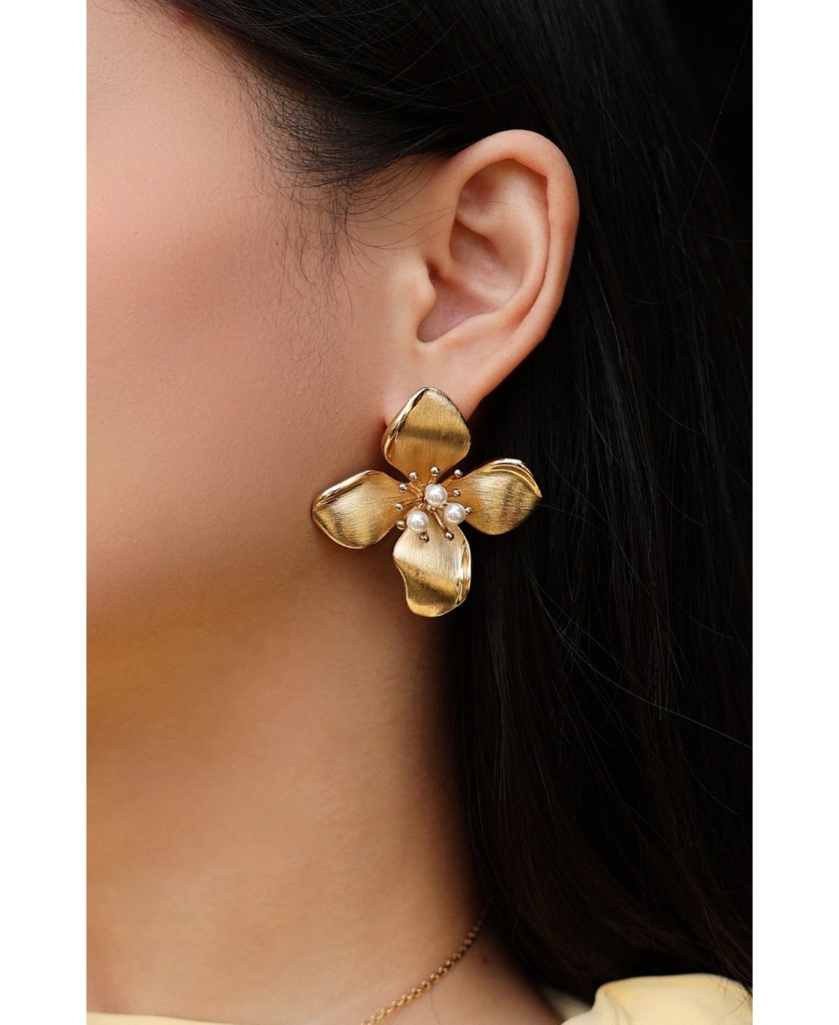 Retro Chic Large Blossom Stud Earrings