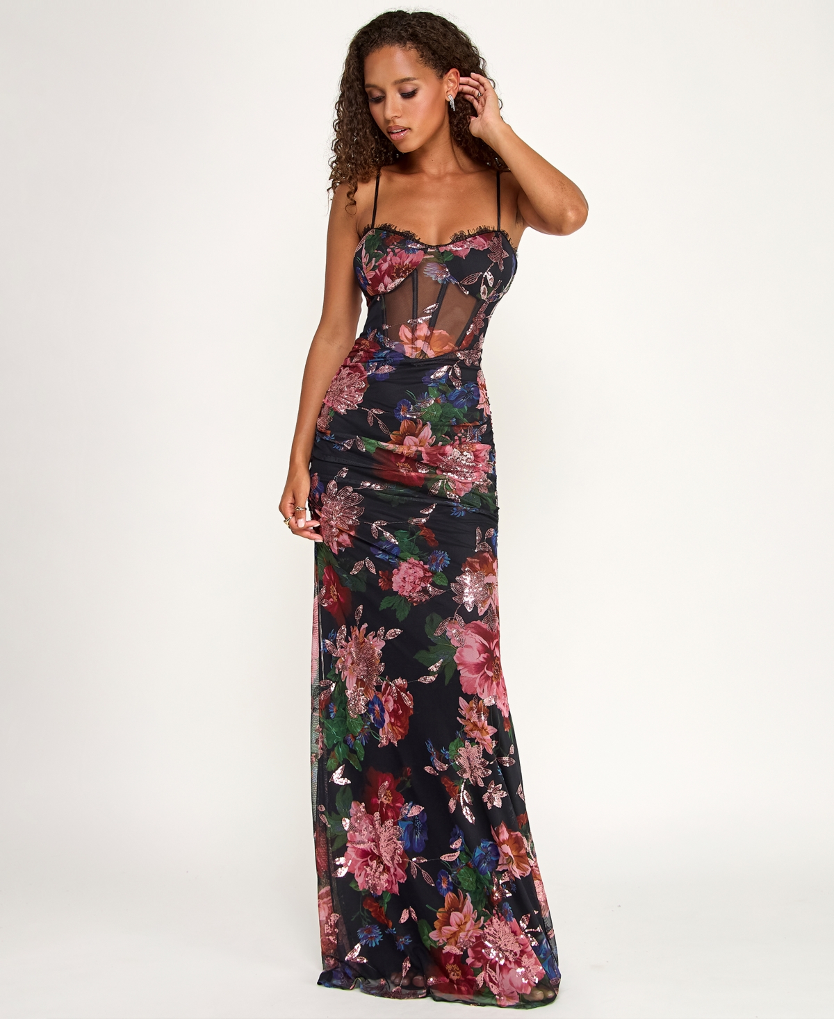 Emerald Sundae Juniors' Mesh Sequin Sweetheart Neck Gown