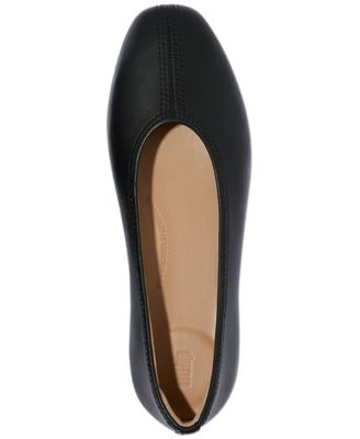 Women's Delicato High-Cut Slip-On Ballet Flats