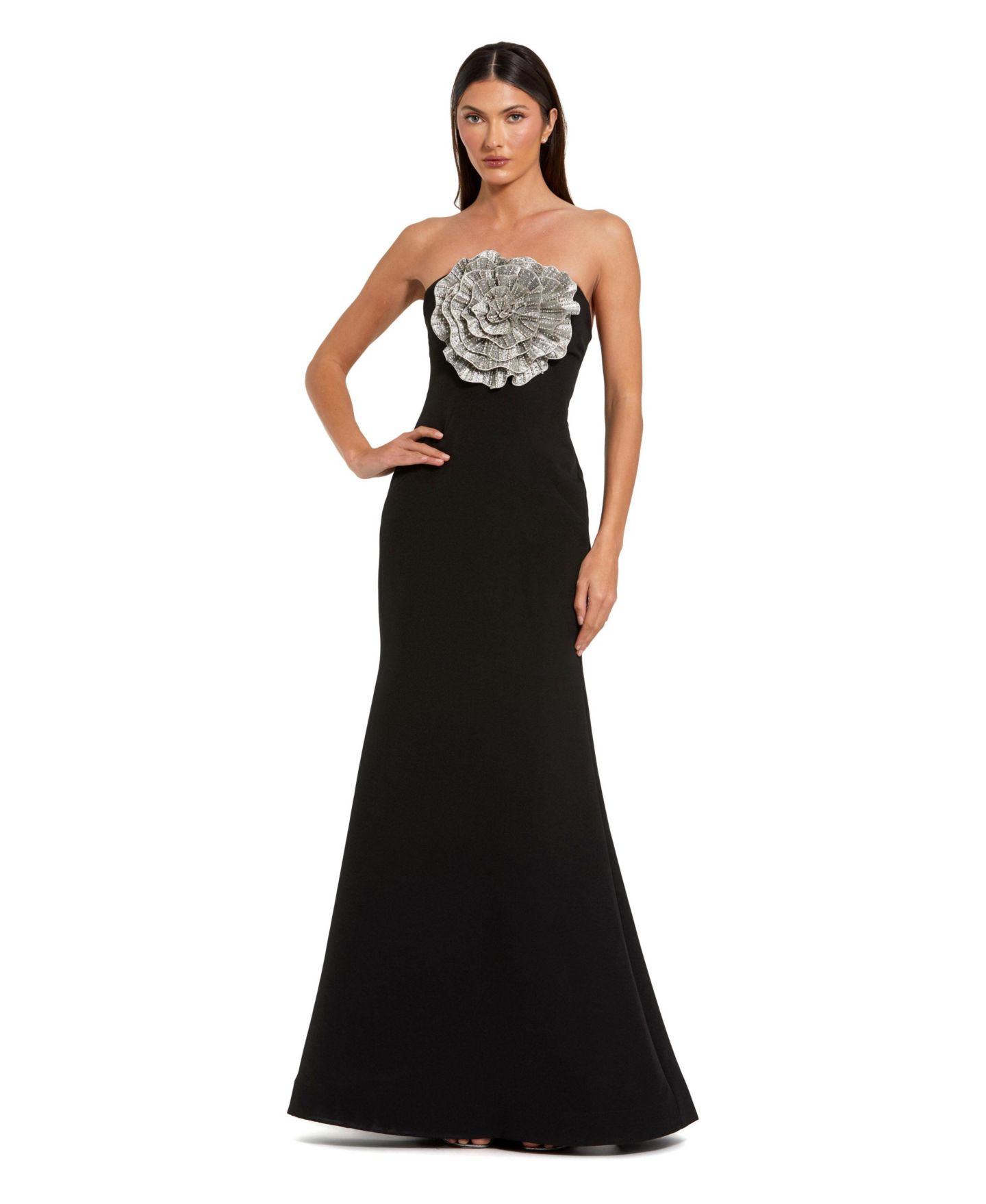 Женское платье Mac Duggal Strapless Crepe Trumpet Gown with 3D Rhinestone, цвет: Чёрный — фото 1