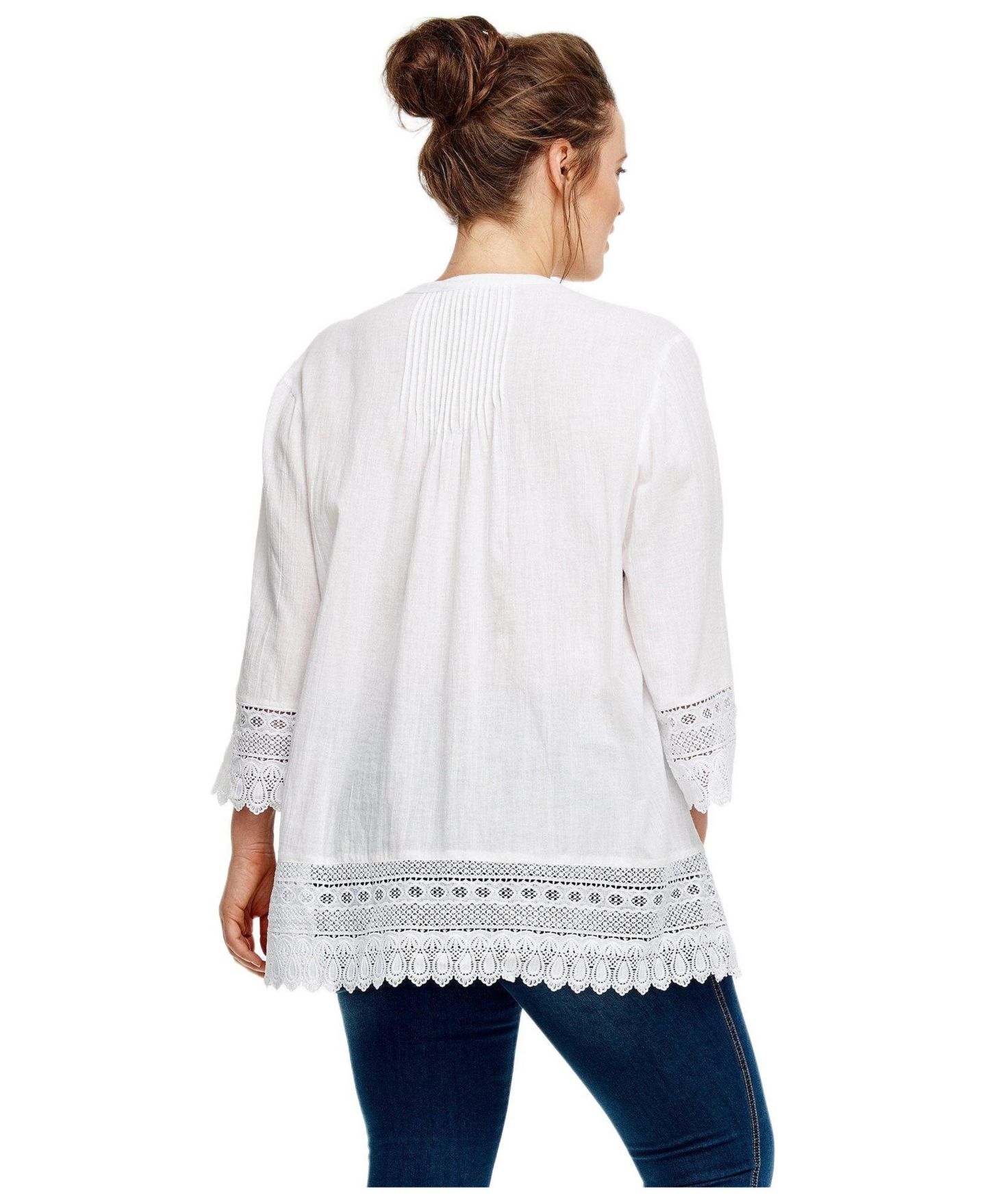 Женская блузка ellos Plus Size 100% Cotton Crepe Button-Front Three-Quarter Sleeve Crochet Trim, цвет: Бежевый — фото 2
