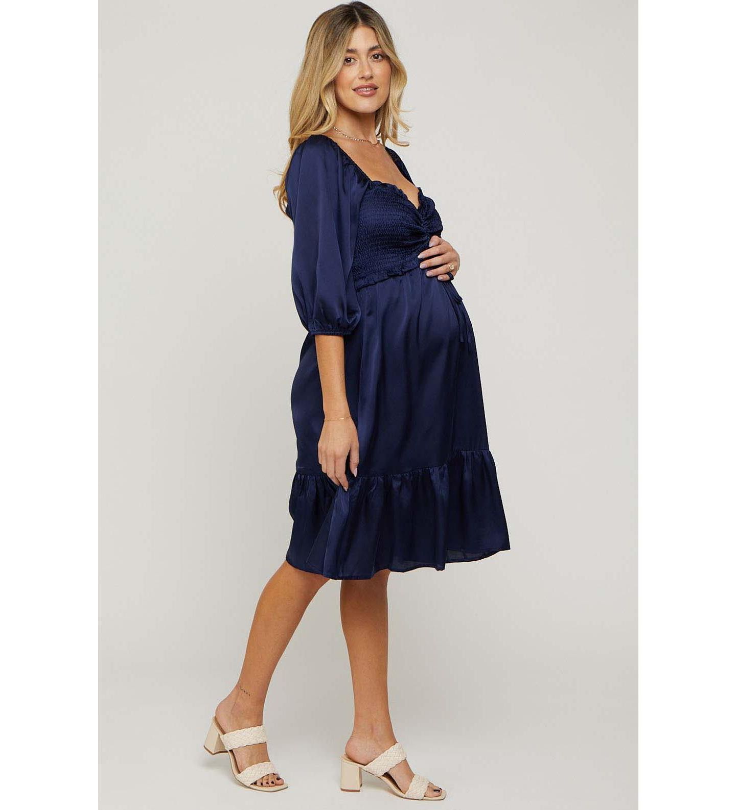 Женское платье Pinkblush Maternity Navy Satin Smocked Ruffle Hem, цвет: Тёмно-синий — фото 3