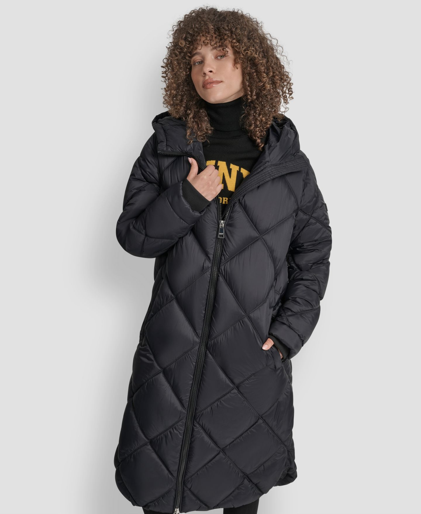 Женская куртка DKNY Diamond Quilted Hooded Puffer, цвет: Чёрный — фото 4