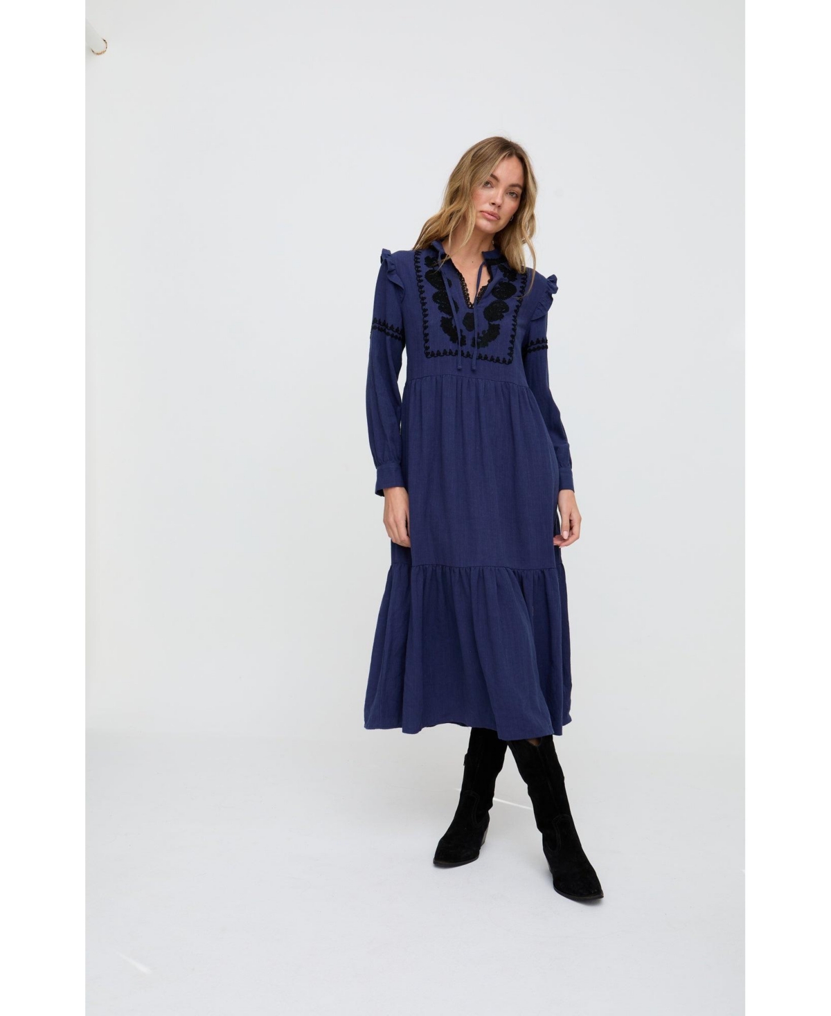 Raffya Women's Lulu Embroidered Maxi Dress