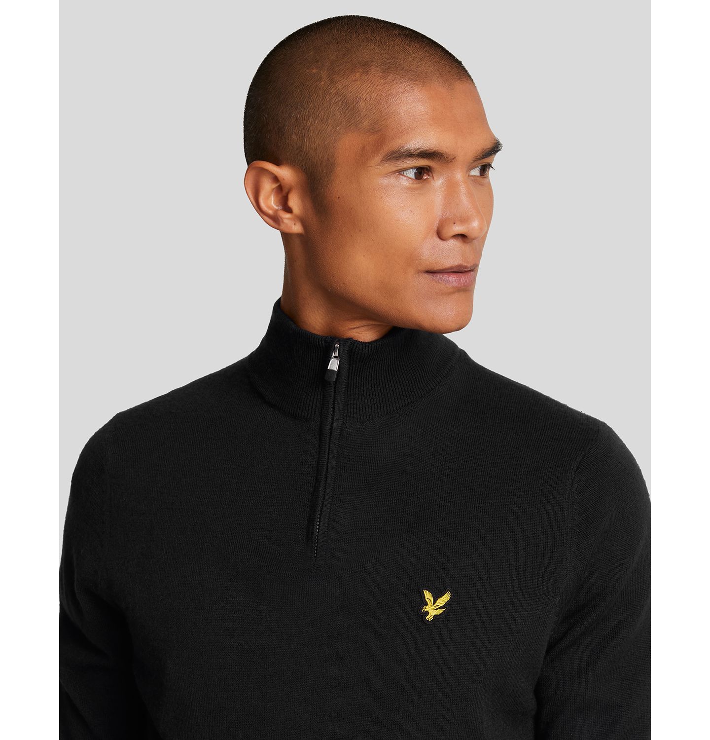 Мужской свитер Lyle & Scott Golf Quarter Zip Merino, цвет: Угольно-чёрный — фото 3