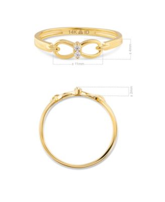 Infinity Ring in 14K Gold, Size 7, approx. 1.5 grams.