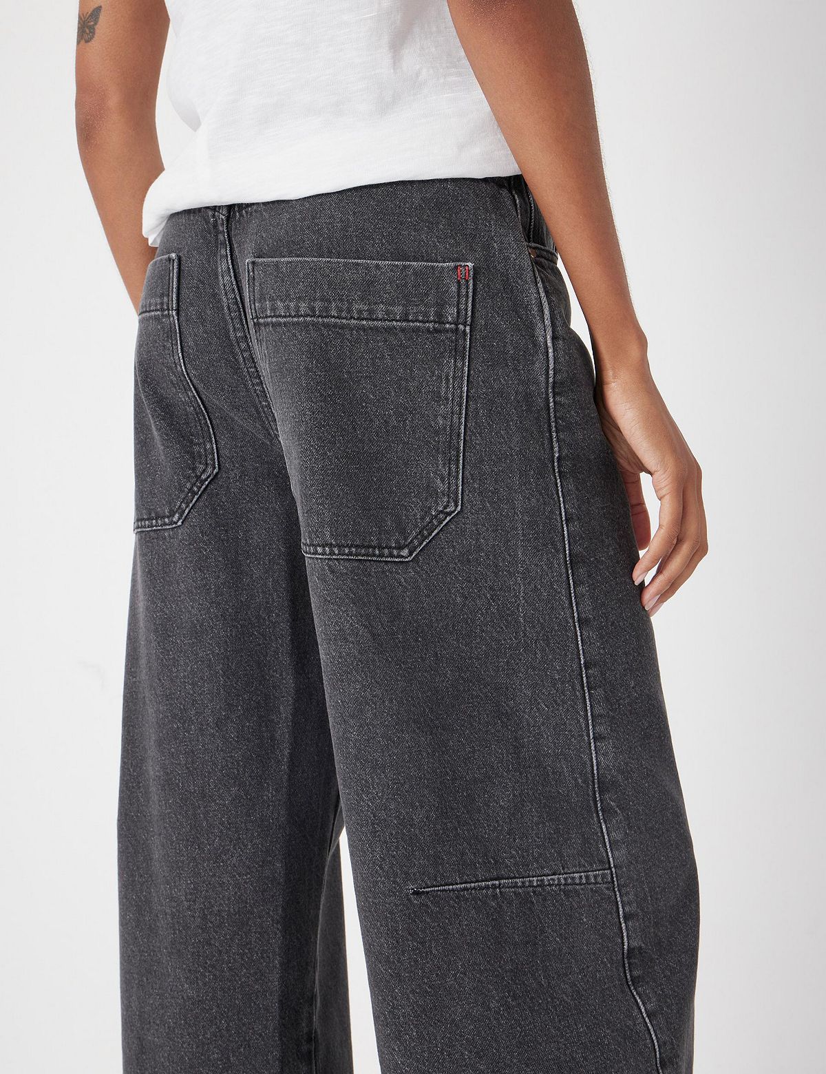 Hush Women's Bree Horseshoe Barrel Leg Jeans view 4 — MAYCSS fashion products