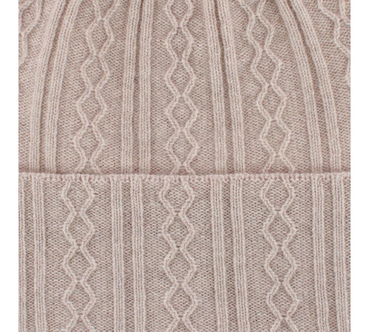 Trafalgar Men's The Windsor Merino Wool Cable Knit Beanie