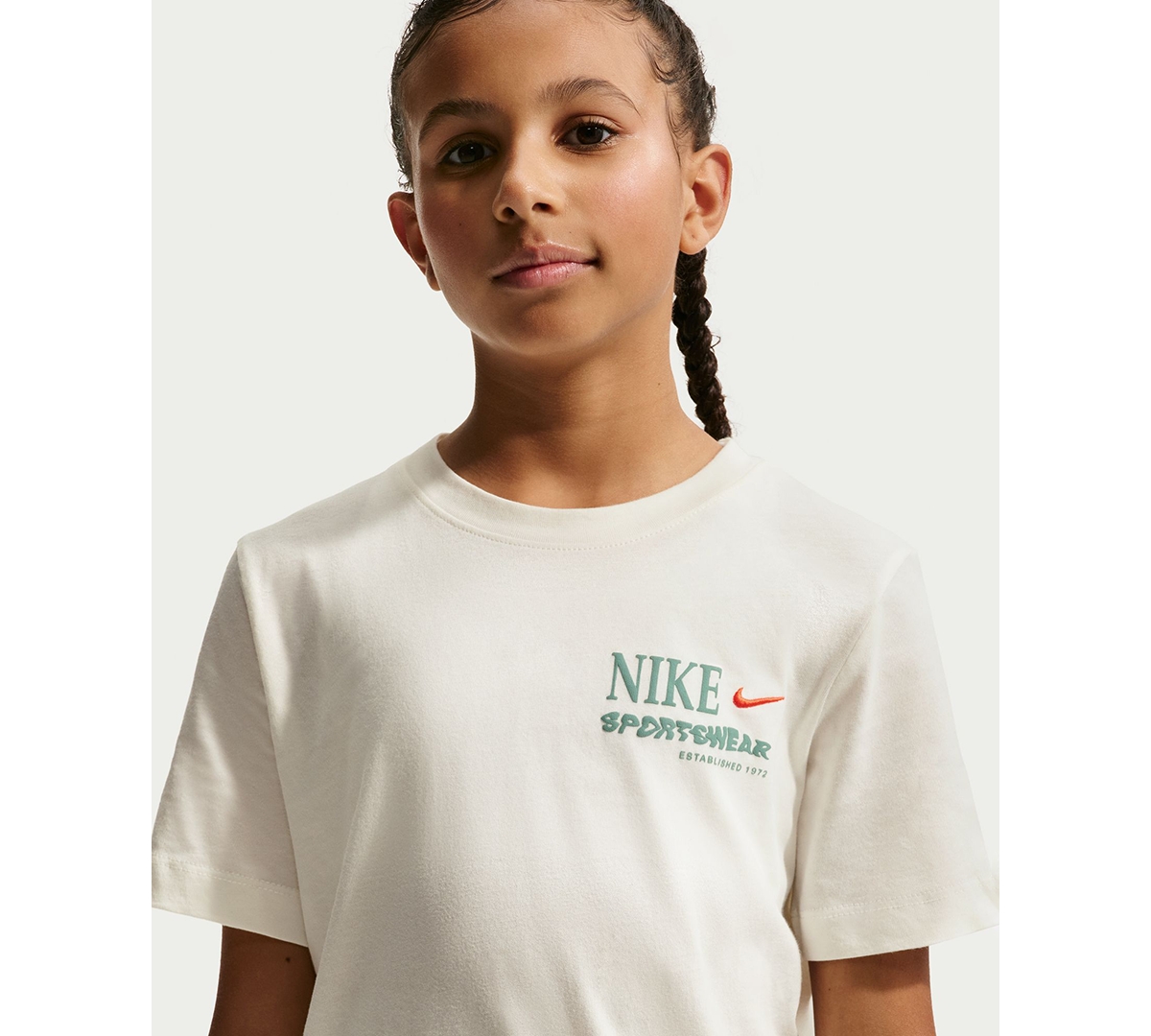 Nike Girls' 7-16 Spring-Themed Print Short-Sleeve T-Shirt