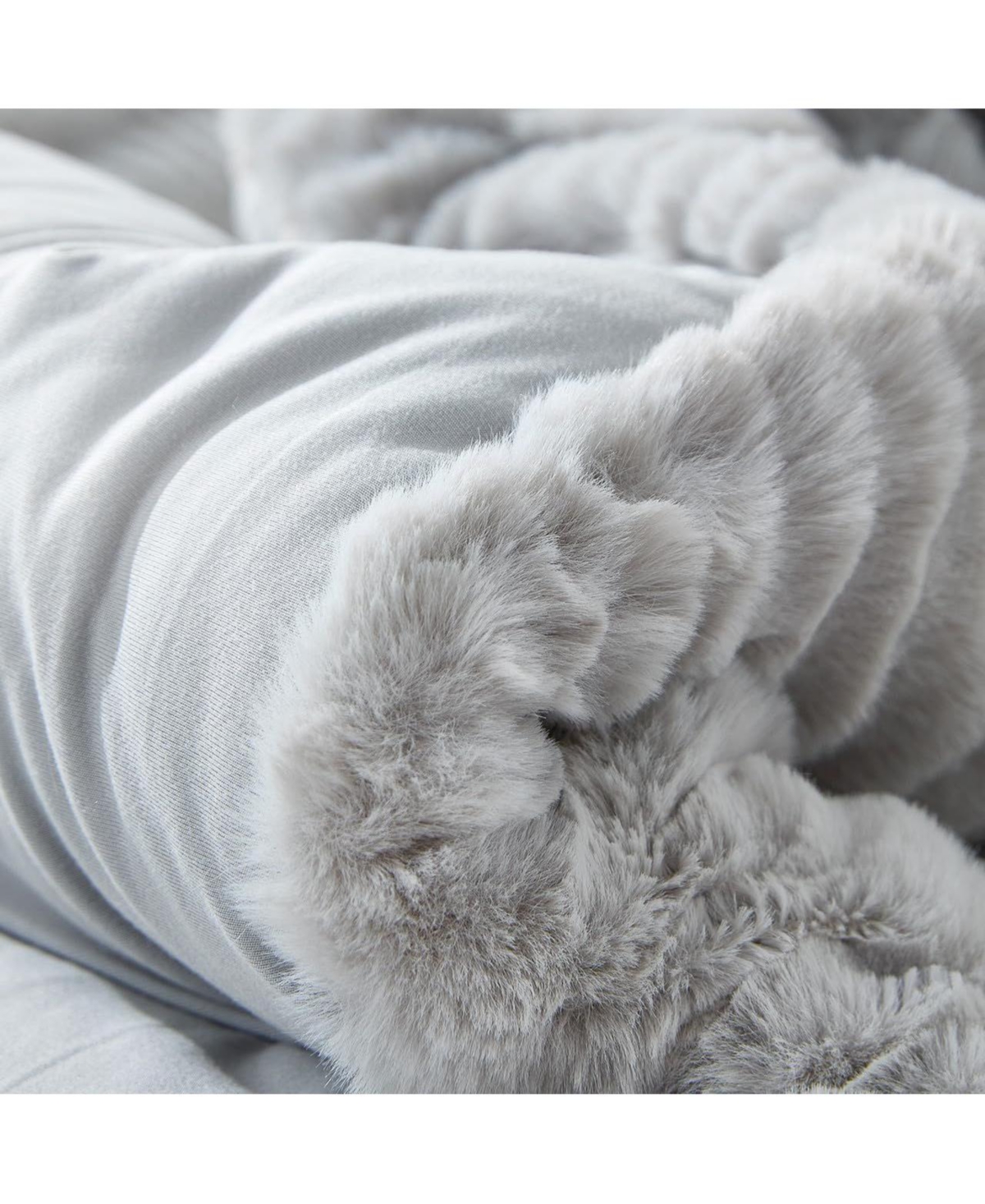 Coma Inducer Chunky Bunny Peak of Cozy Oversized Comforter