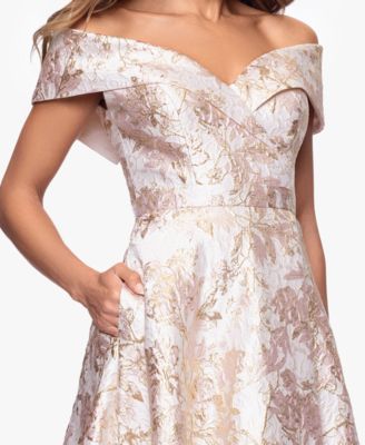 Women's Sweetheart-Neck Metallic-Jacquard Ball Gown