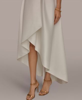 Women's Sleeveless Asymmetrical V-Neck Ball Gown