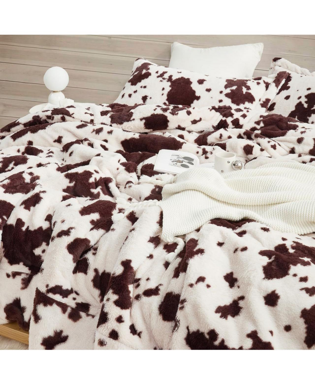 Coma Inducer Cow Crush - Oversized Comforter Set