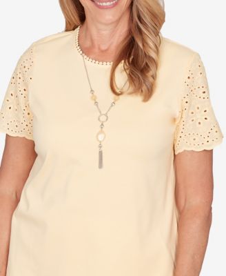 Women's Classic Solid Eyelet Sleeve T-Shirt with Necklace