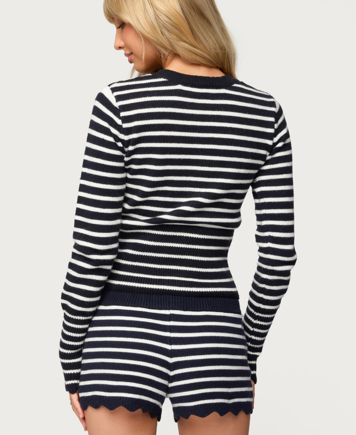 Женский кардиган Edikted Soren Contrast Striped Knit, цвет: Тёмно-синий белый — фото 2