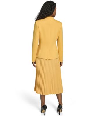 Women's One-Button Blazer