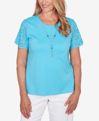 Women's Classic Solid Eyelet Sleeve T-Shirt with Necklace