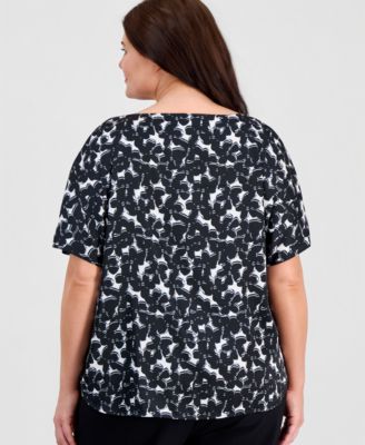 Plus Size Boat-Neck Short-Sleeve Top