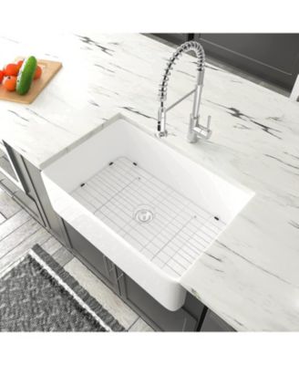 White Ceramic Farmhouse Kitchen Sink, Single Basin, Apron Front, Heat & Stain Resistant with Basket Strainer, 33" x 20" x 10"