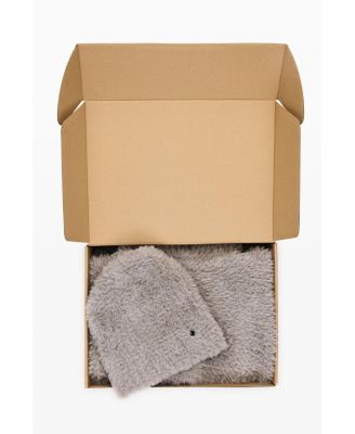 Women's Pack Crop Sweater and Hat