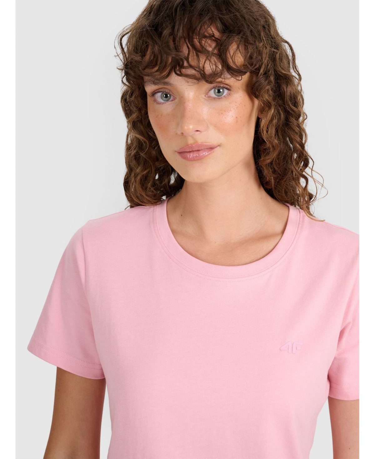4F Women's Regular Plain T-shirt